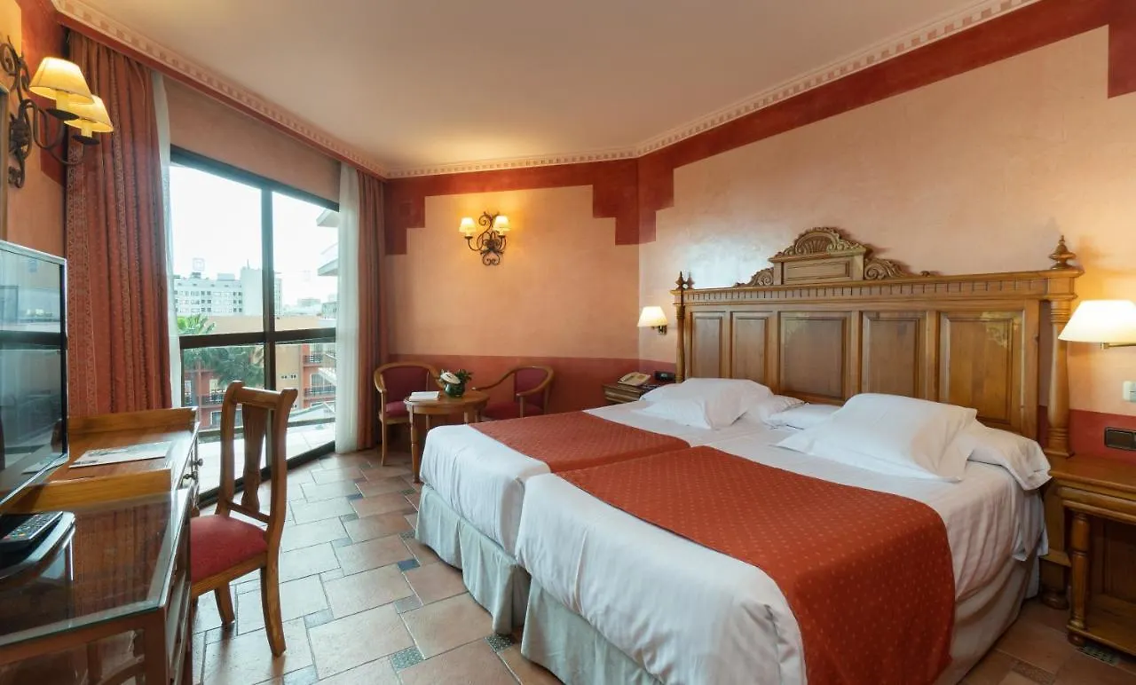 Ms Amaragua Hotel Torremolinos 4*,